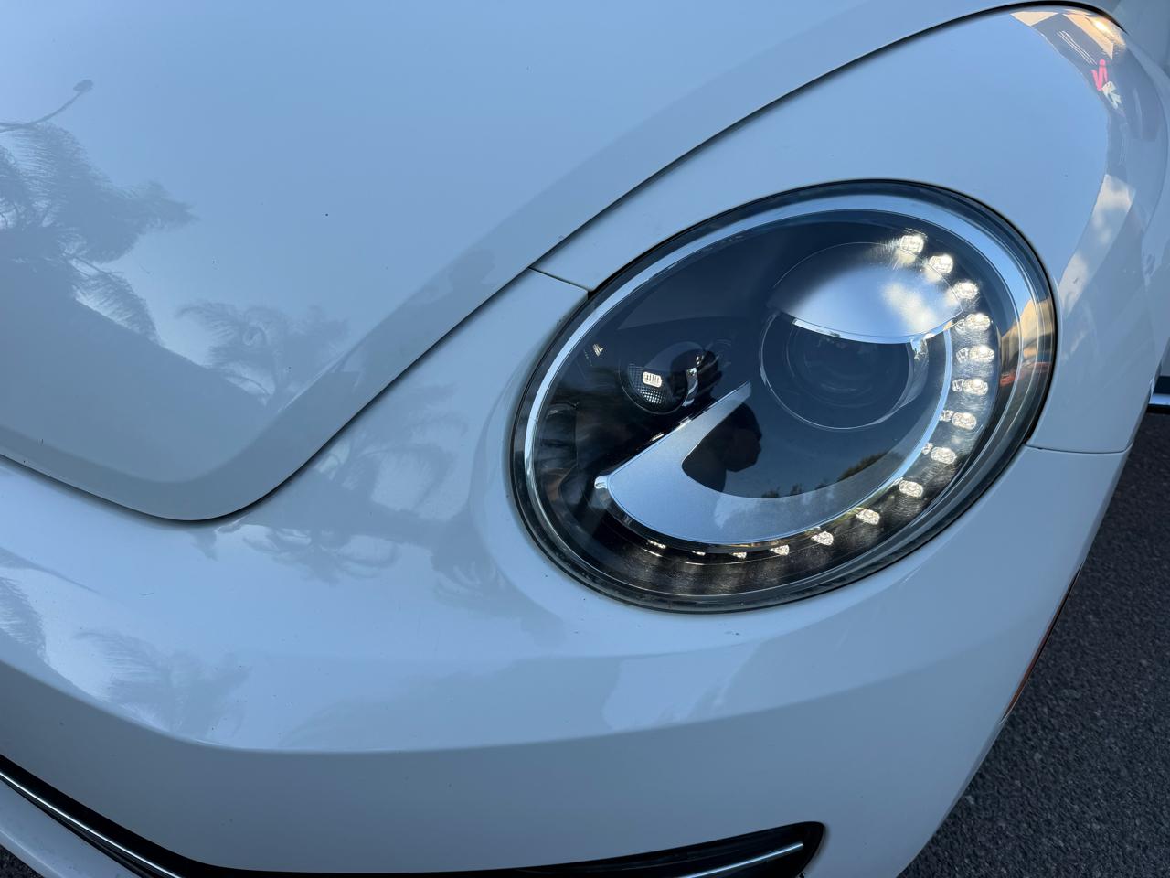 Volkswagen Beetle 2.0T 2D Coupe 2013