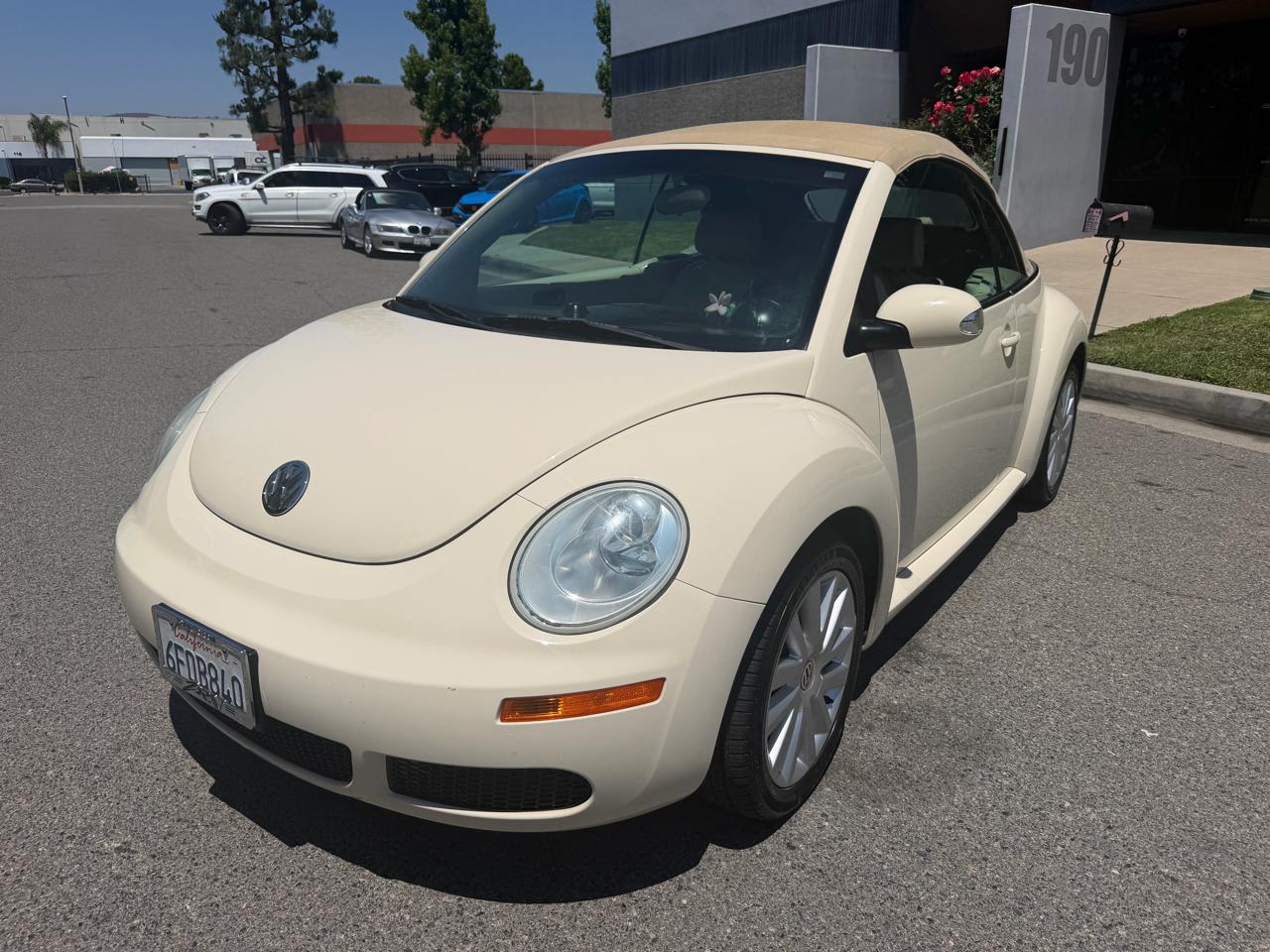 Volkswagen New Beetle S PZEV Convertible 2009