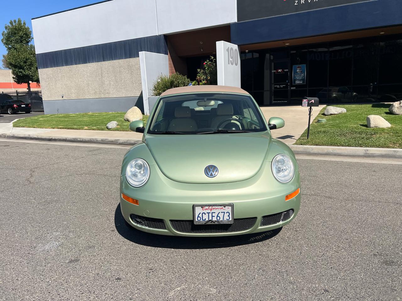 Volkswagen New Beetle S Convertible 2008