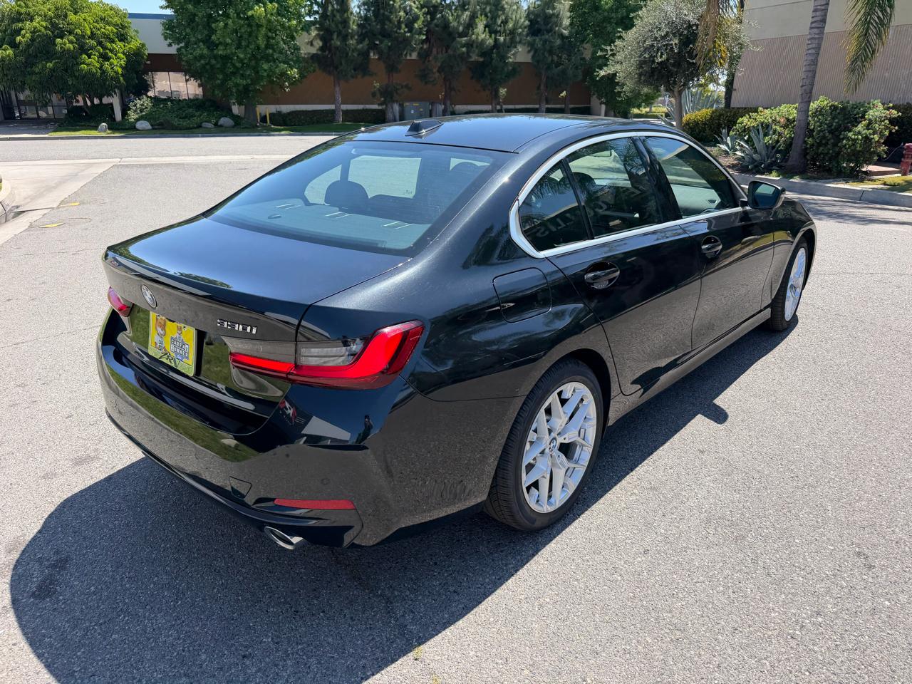 BMW 3-Series 330i 2025