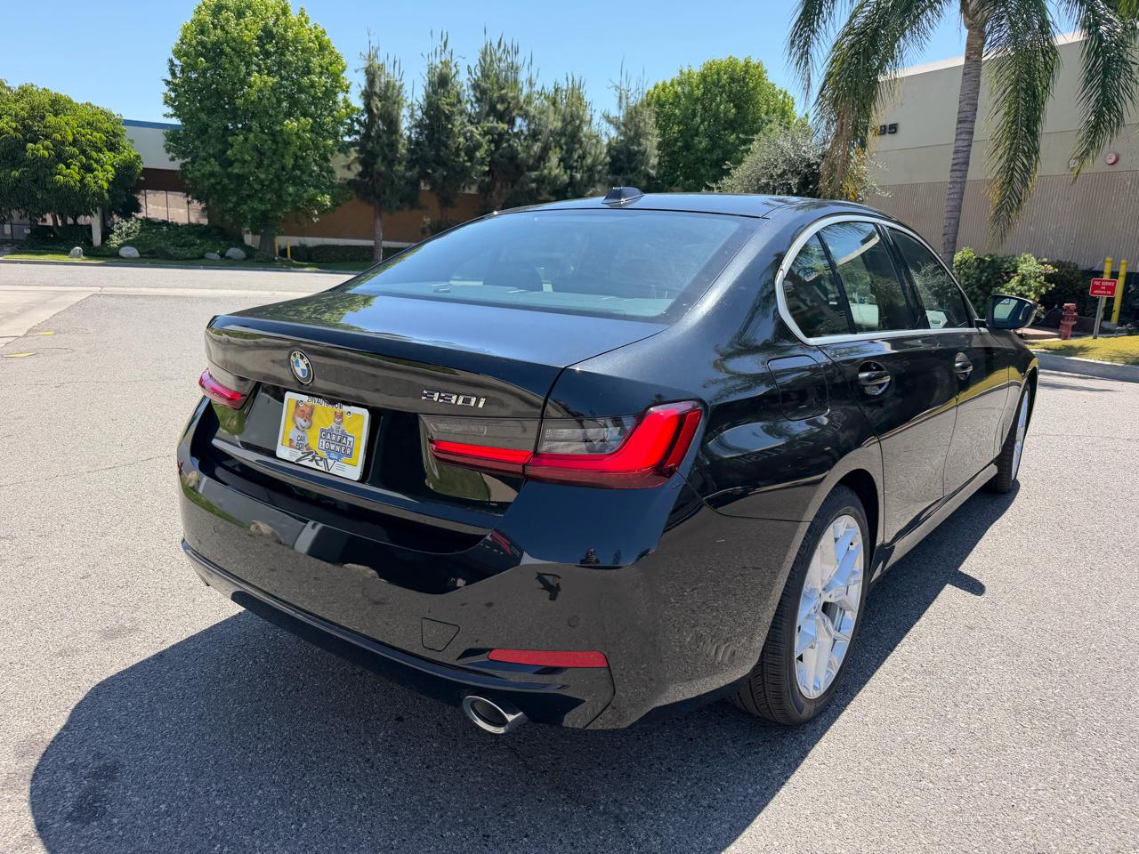BMW 3-Series 330i 2025
