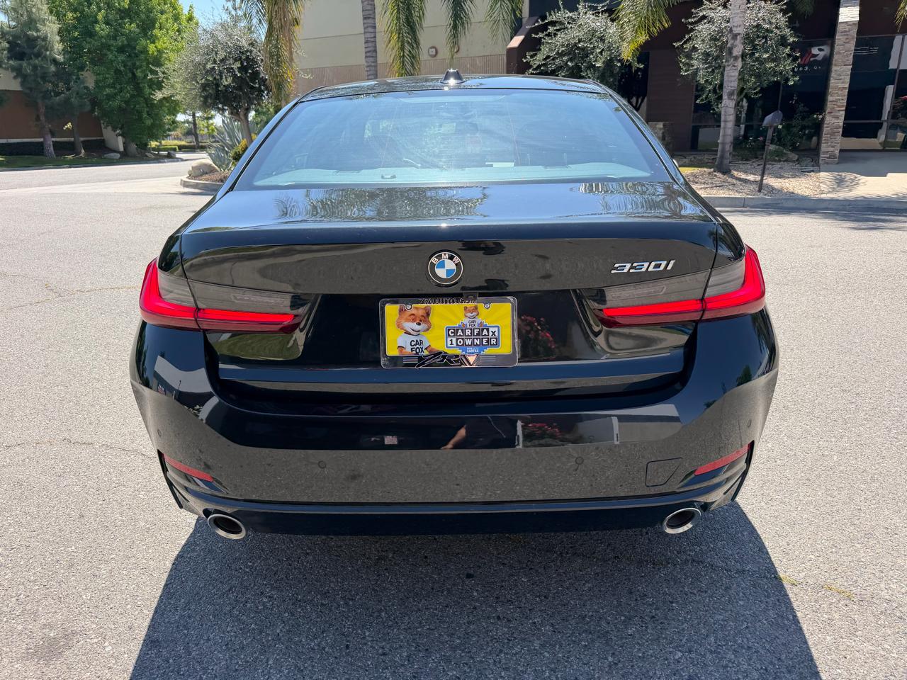 BMW 3-Series 330i 2025