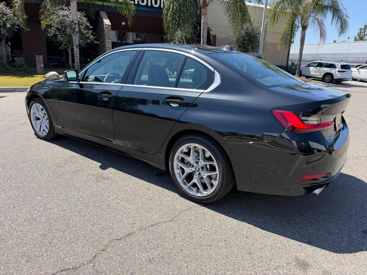 BMW 3-Series 330i 2025