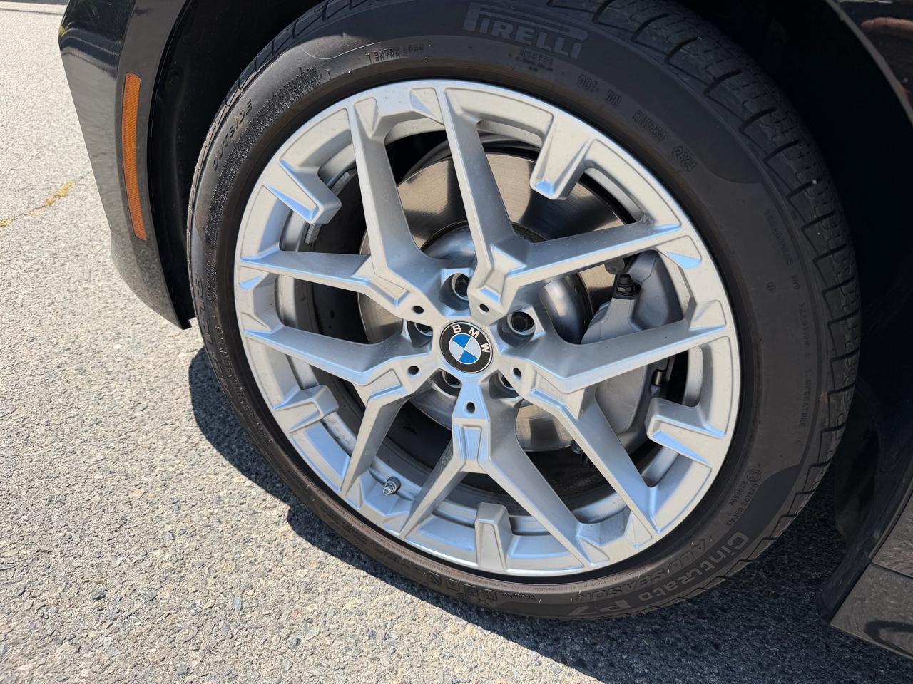 BMW 3-Series 330i 2025
