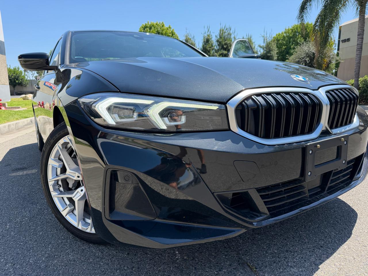 BMW 3-Series 330i 2025