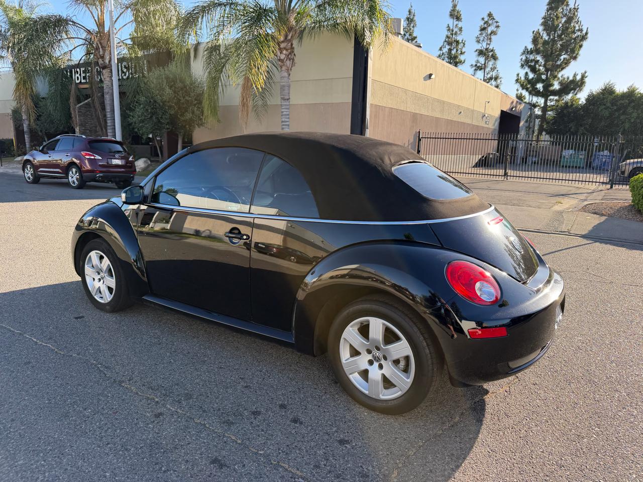 Volkswagen New Beetle 2.5L Convertible 2007
