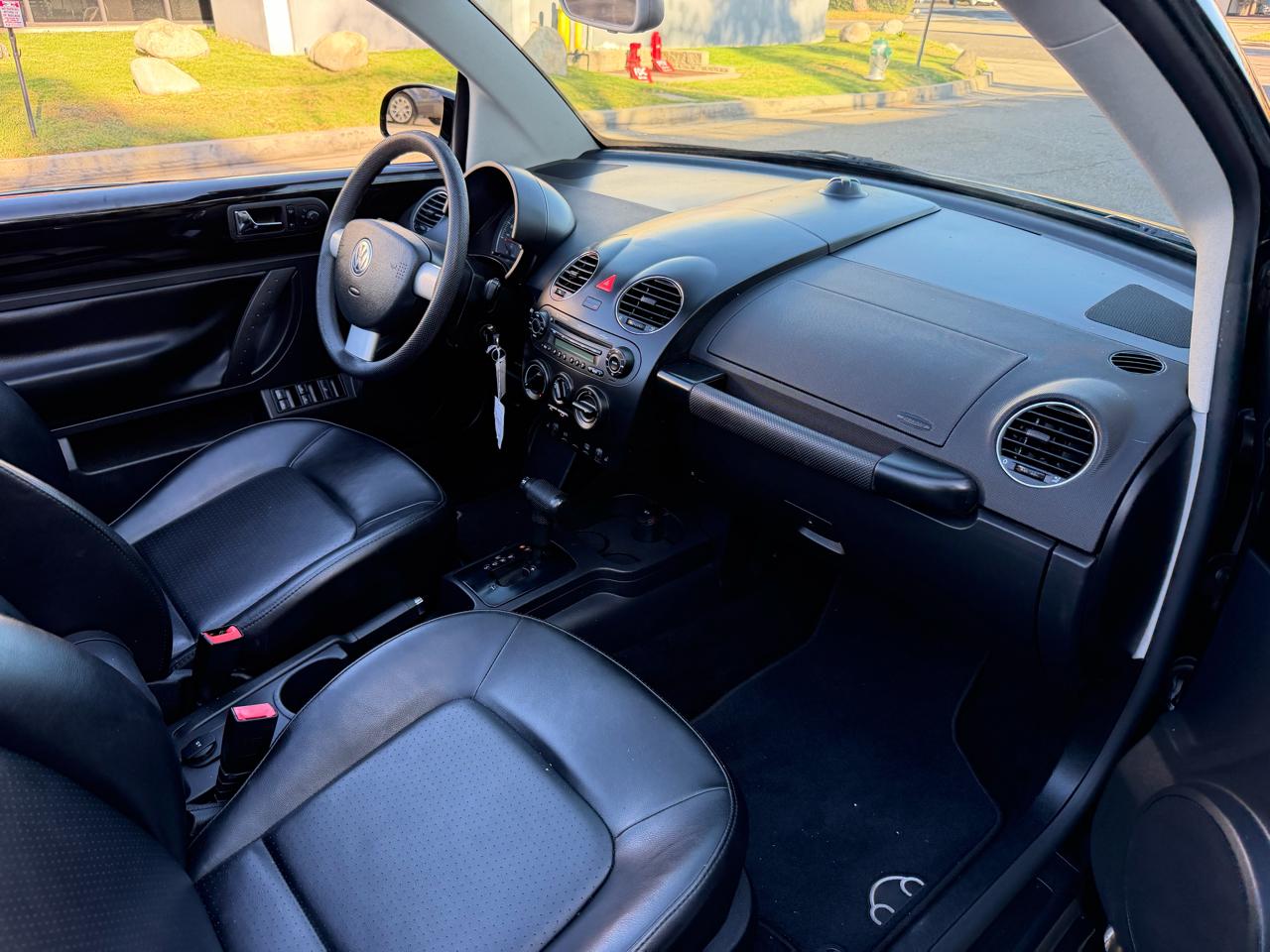 Volkswagen New Beetle 2.5L Convertible 2007