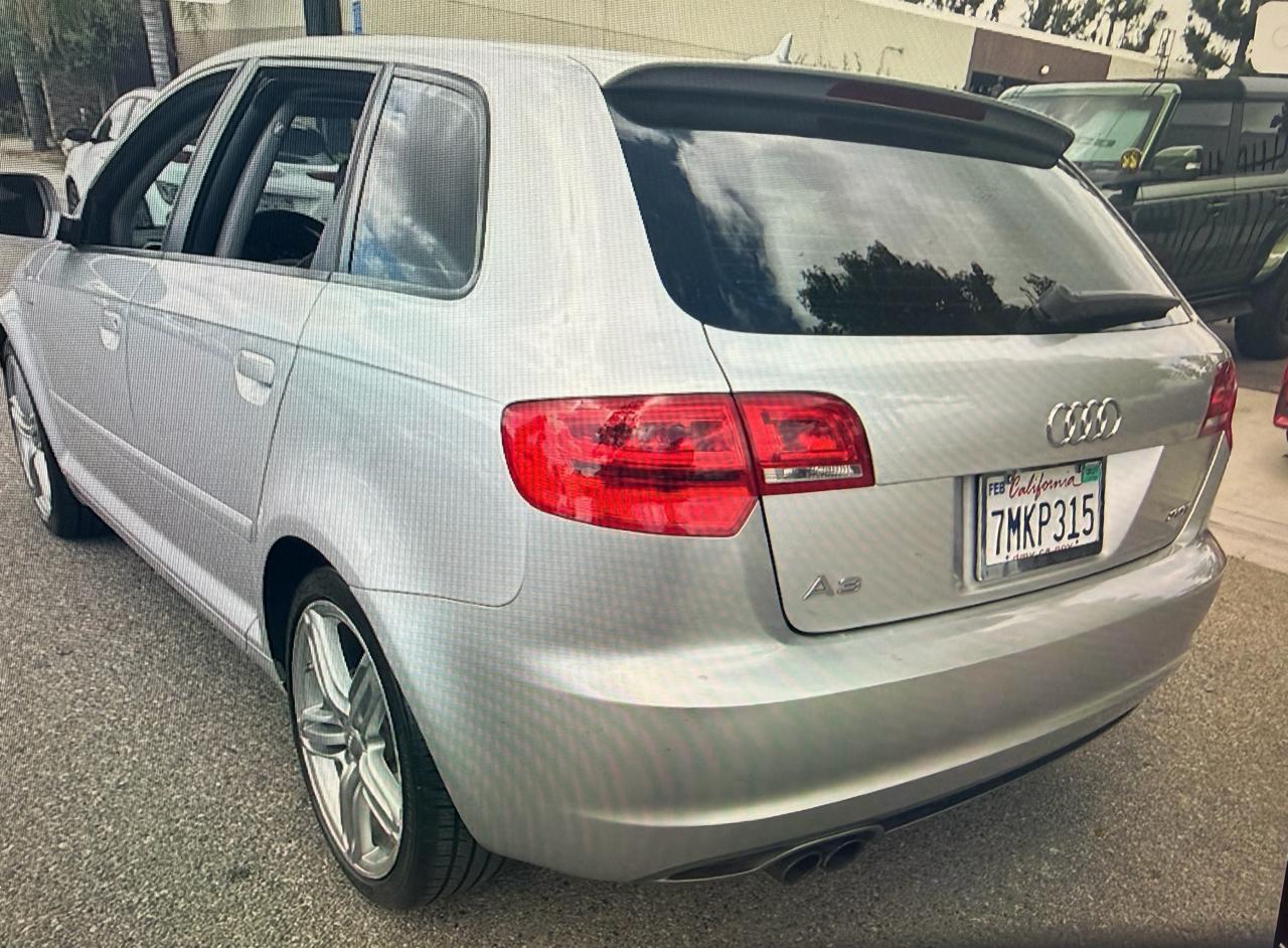 Audi A3 2.0T with S tronic PZEV 2010