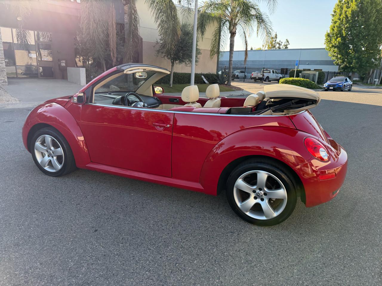 Volkswagen New Beetle 2.5L PZEV Convertible 2006