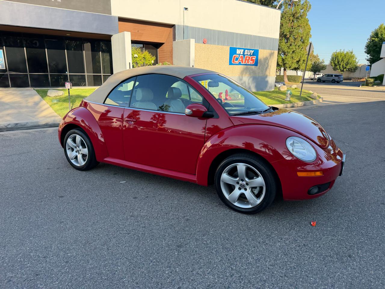 Volkswagen New Beetle 2.5L PZEV Convertible 2006