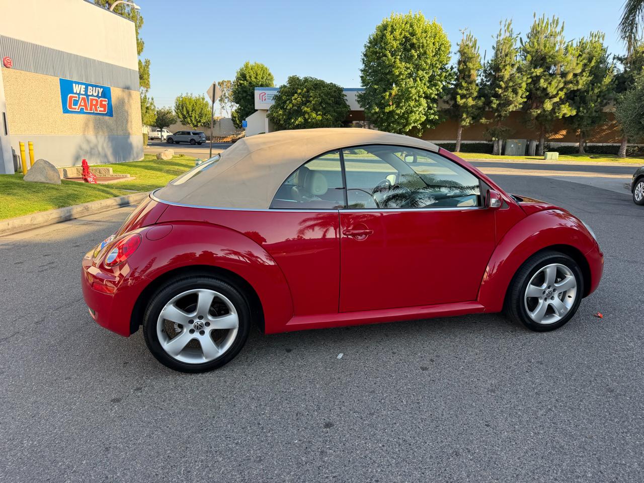 Volkswagen New Beetle 2.5L PZEV Convertible 2006