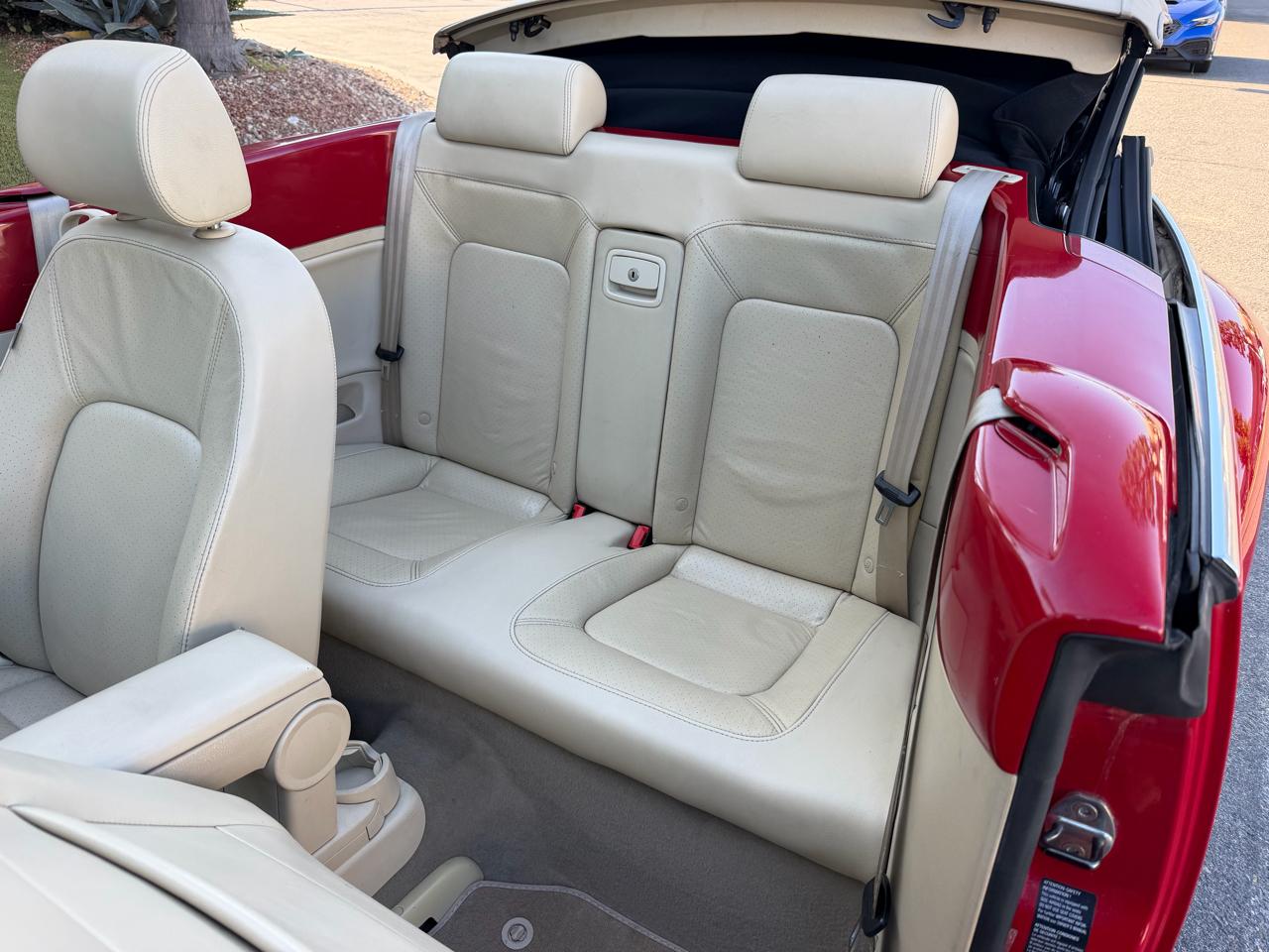 Volkswagen New Beetle 2.5L PZEV Convertible 2006