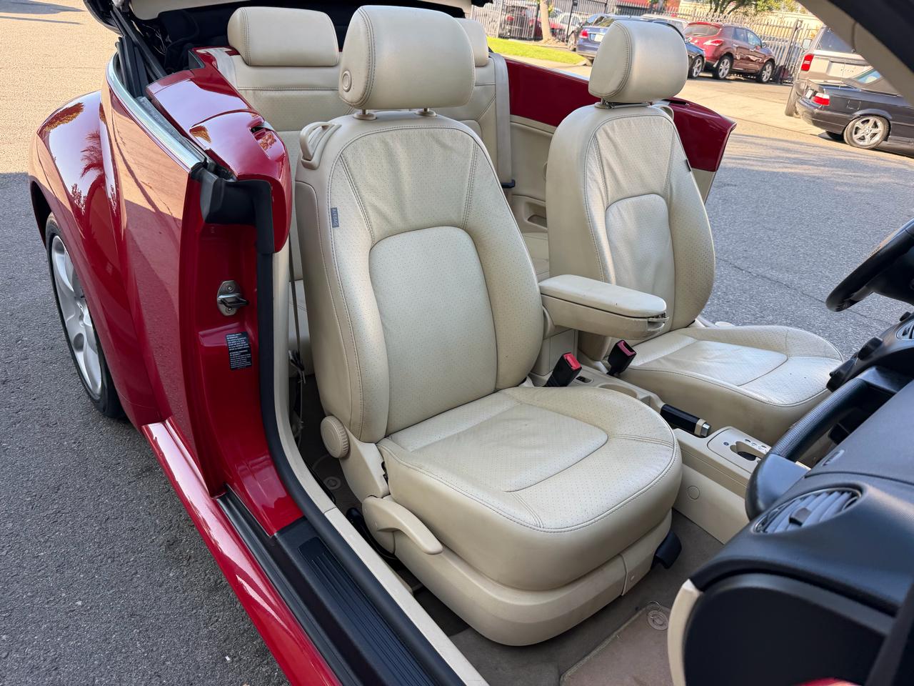 Volkswagen New Beetle 2.5L PZEV Convertible 2006