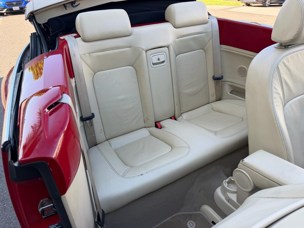 Volkswagen New Beetle 2.5L PZEV Convertible 2006