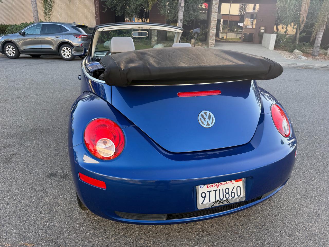 Volkswagen New Beetle 2.5L PZEV Convertible 2007