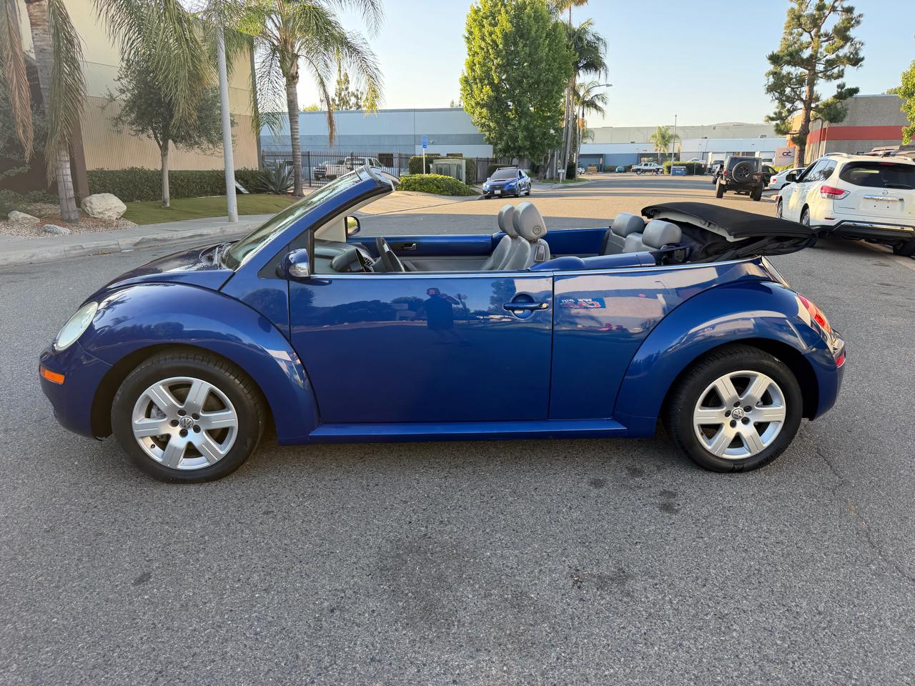 Volkswagen New Beetle 2.5L PZEV Convertible 2007