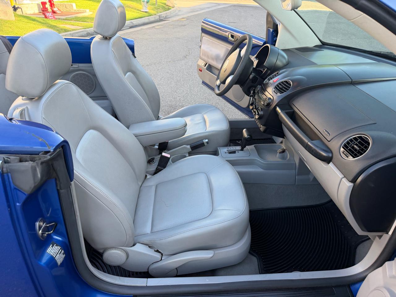 Volkswagen New Beetle 2.5L PZEV Convertible 2007