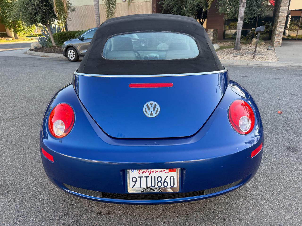 Volkswagen New Beetle 2.5L PZEV Convertible 2007