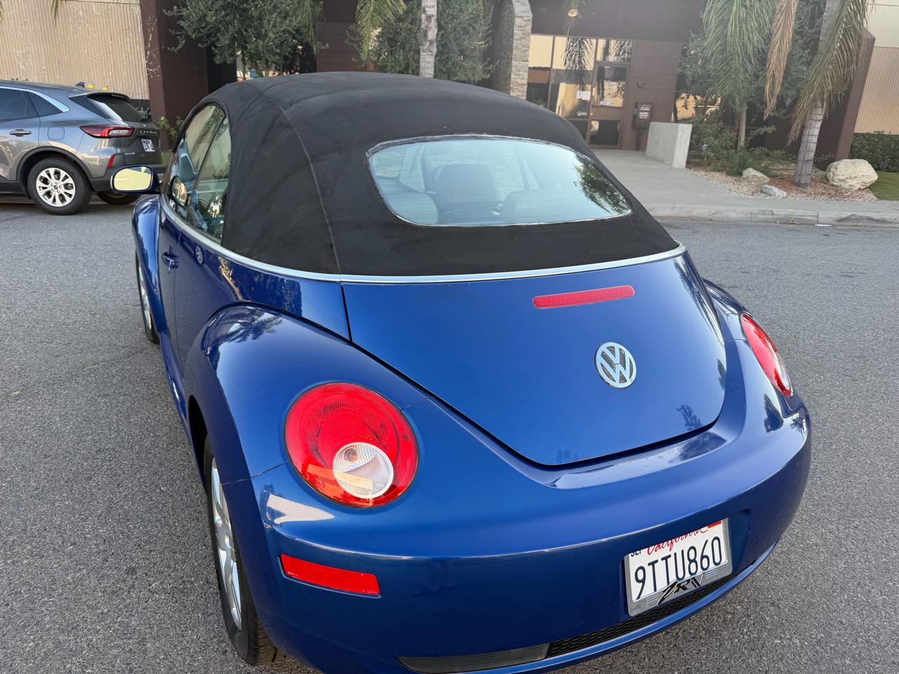 Volkswagen New Beetle 2.5L PZEV Convertible 2007
