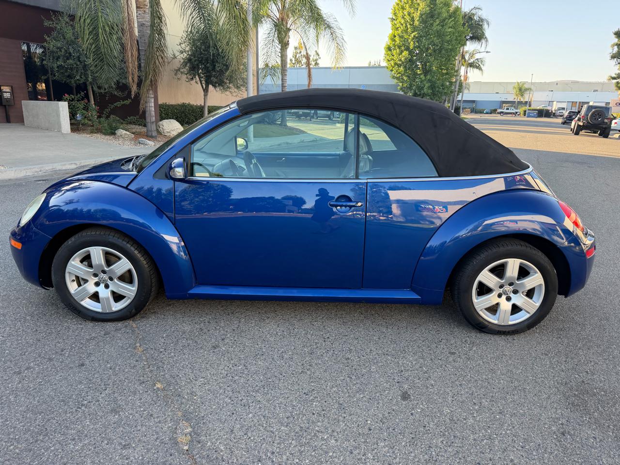 Volkswagen New Beetle 2.5L PZEV Convertible 2007