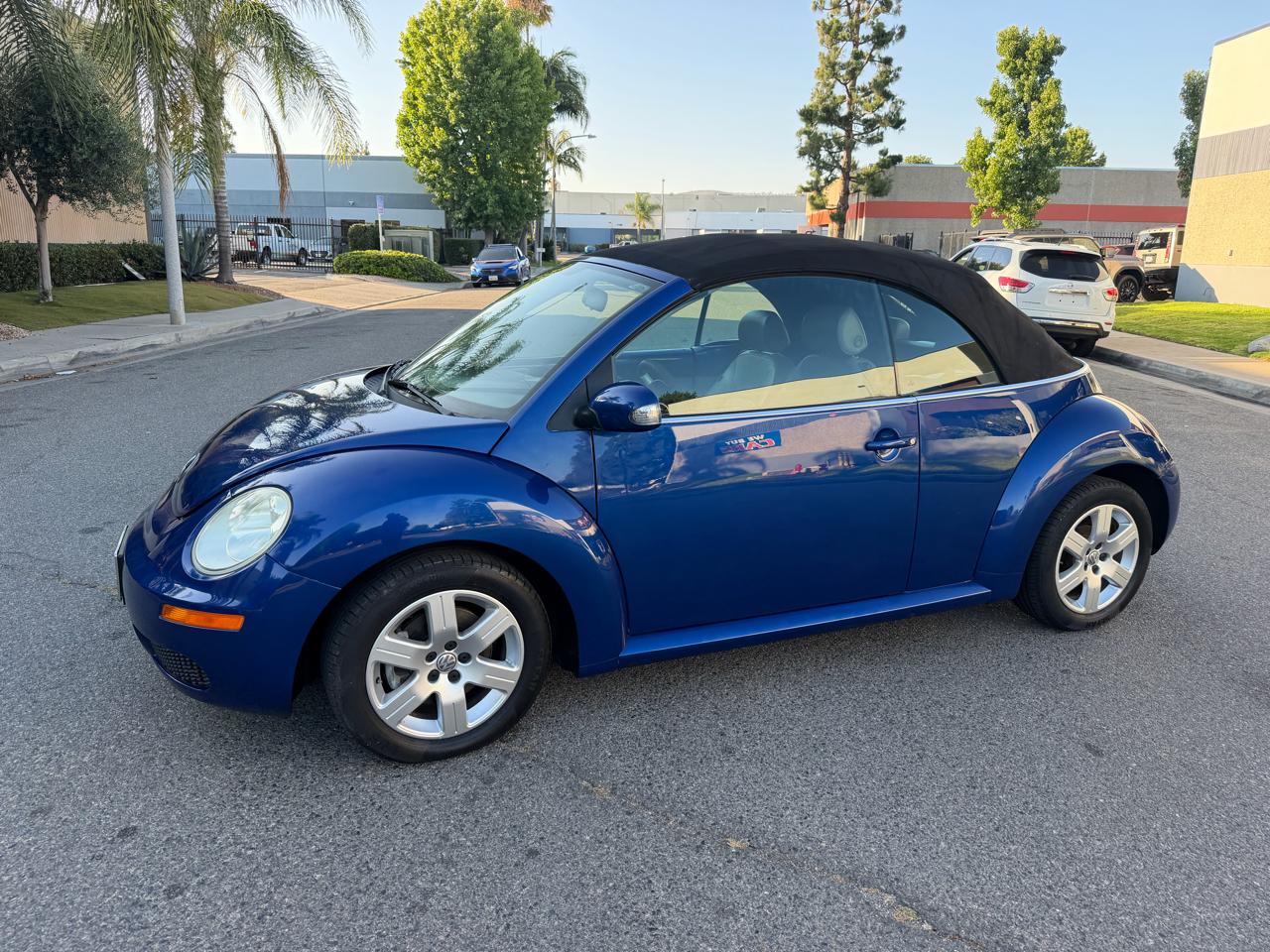 Volkswagen New Beetle 2.5L PZEV Convertible 2007