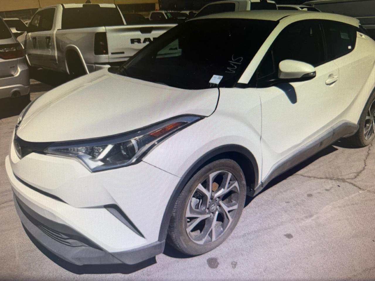 Toyota C-HR XLE 2018