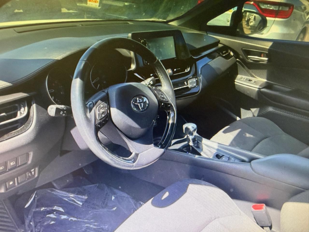 Toyota C-HR XLE 2018