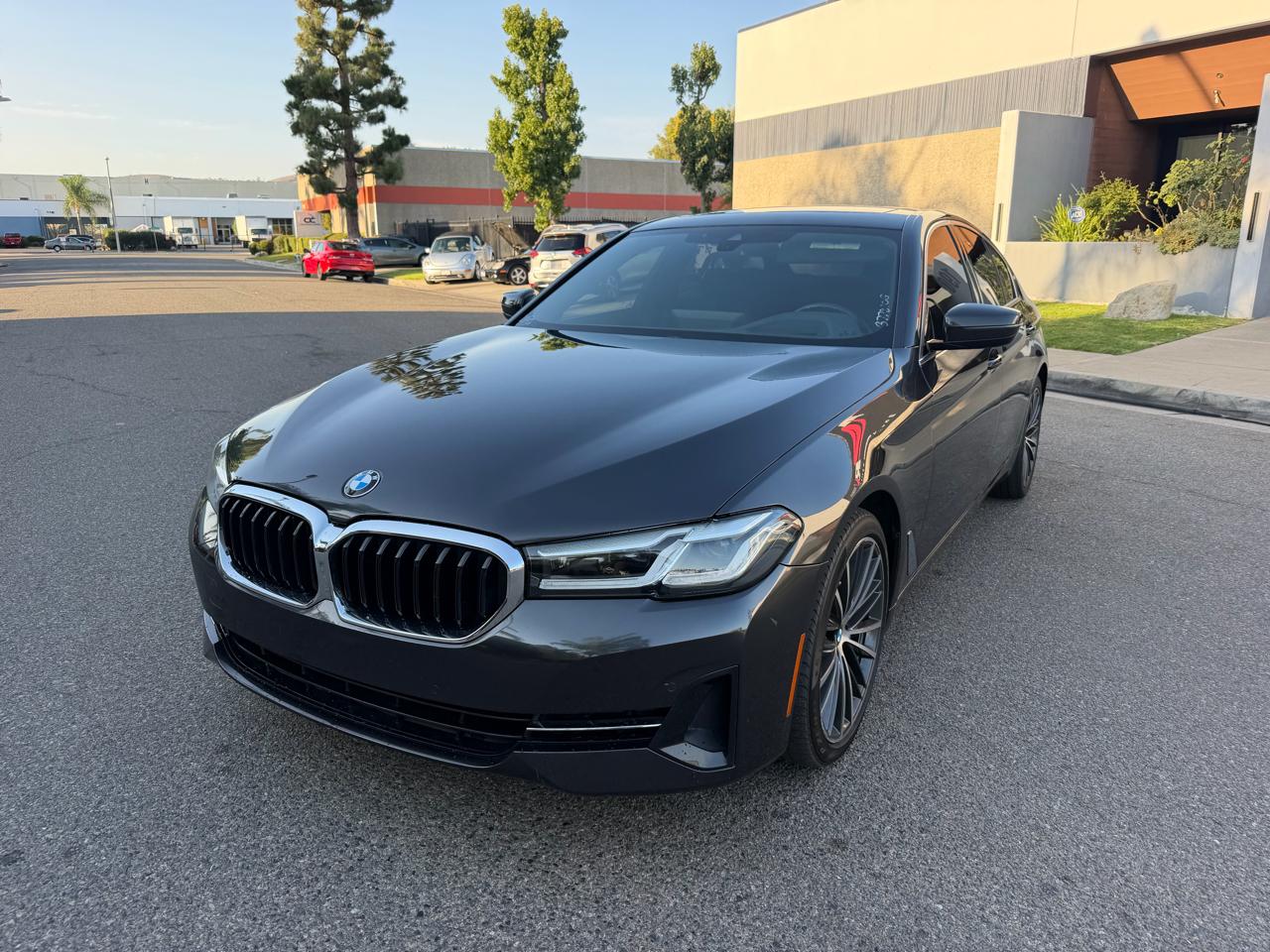 BMW 5-Series 530i 2023