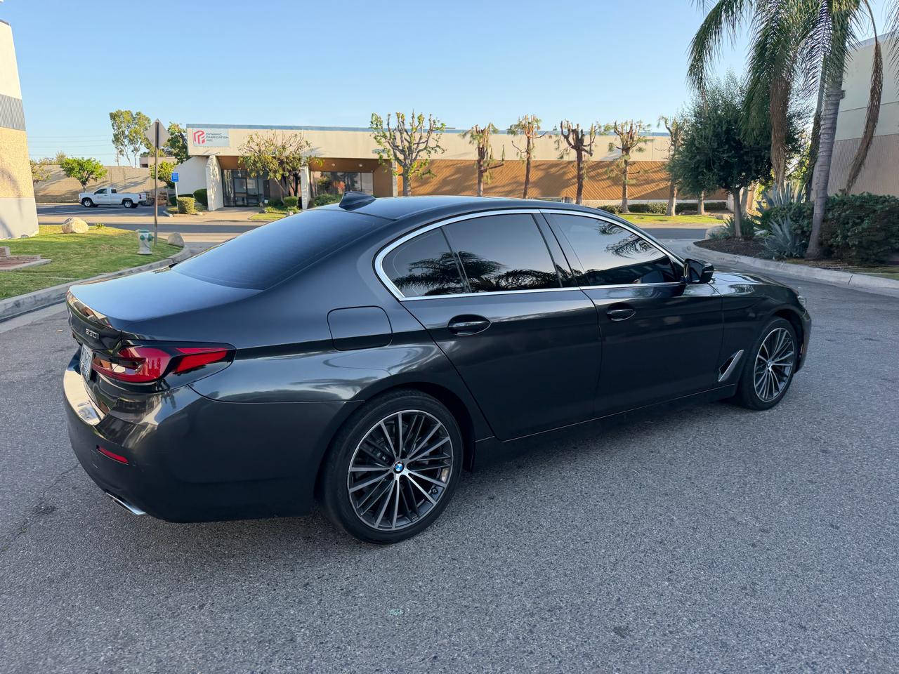 BMW 5-Series 530i 2023