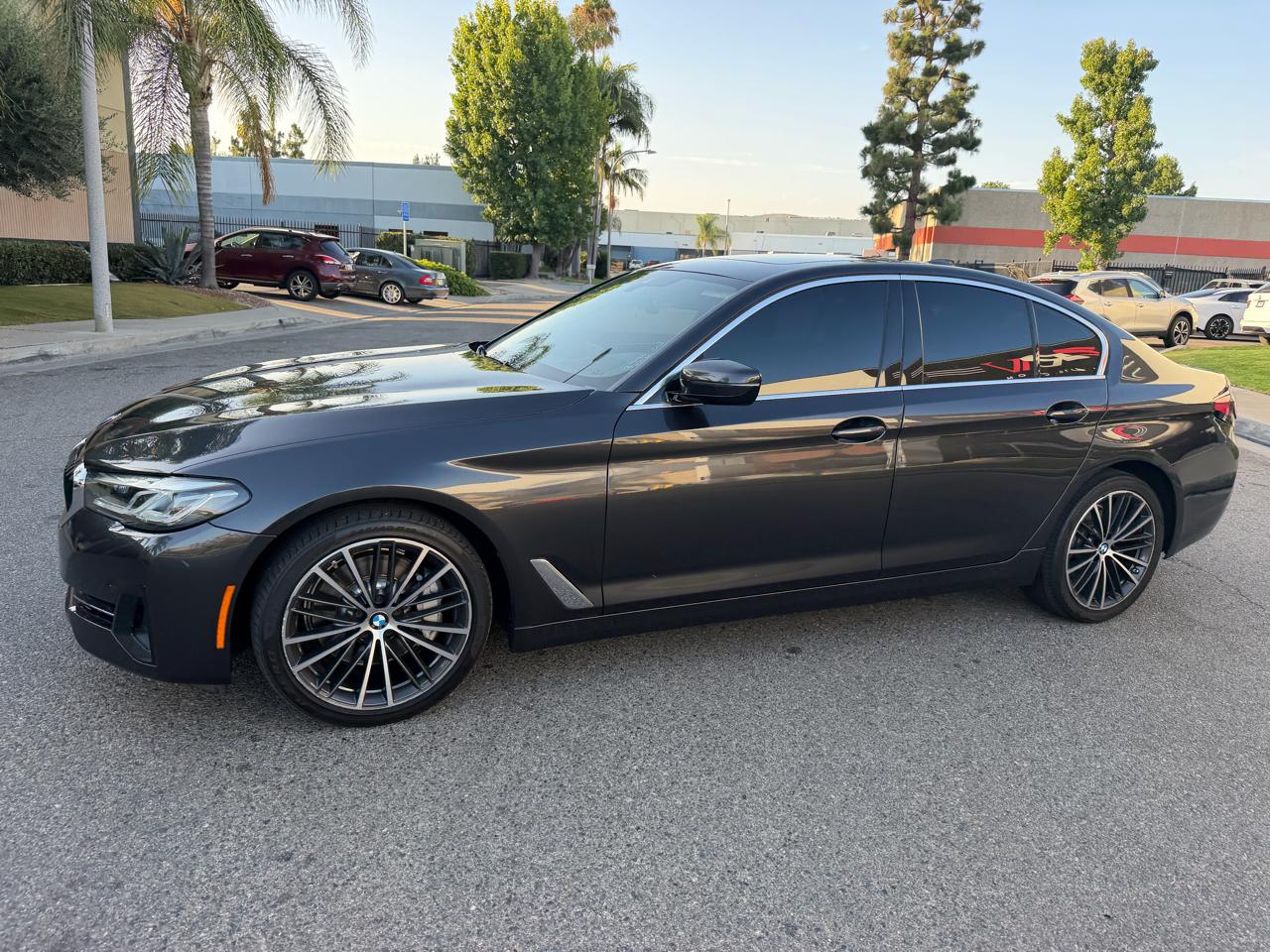 BMW 5-Series 530i 2023