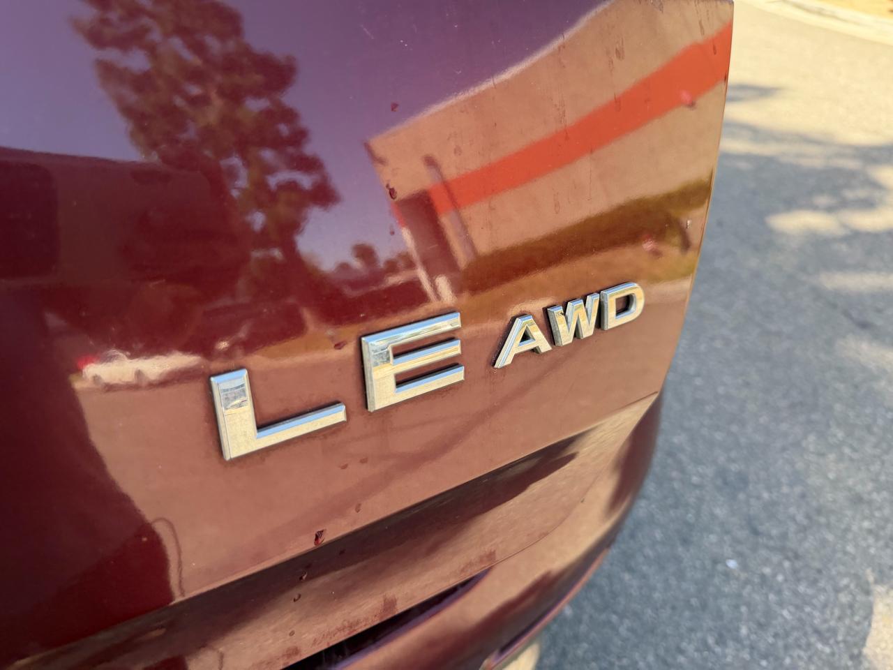 Nissan Murano S AWD 2011