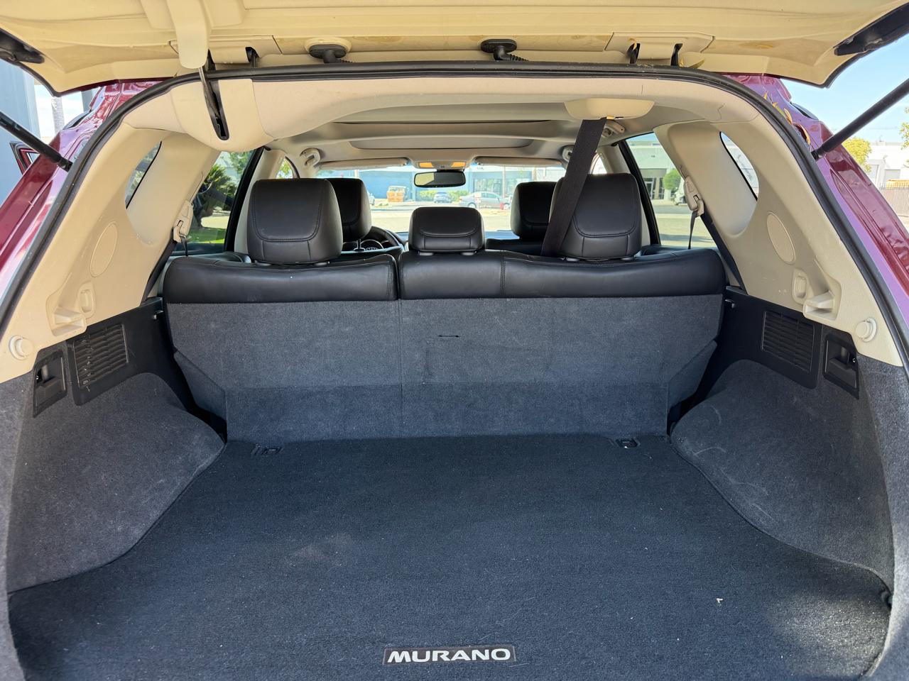 Nissan Murano S AWD 2011