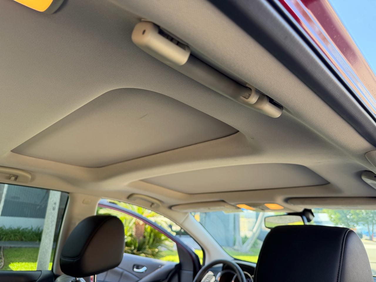 Nissan Murano S AWD 2011