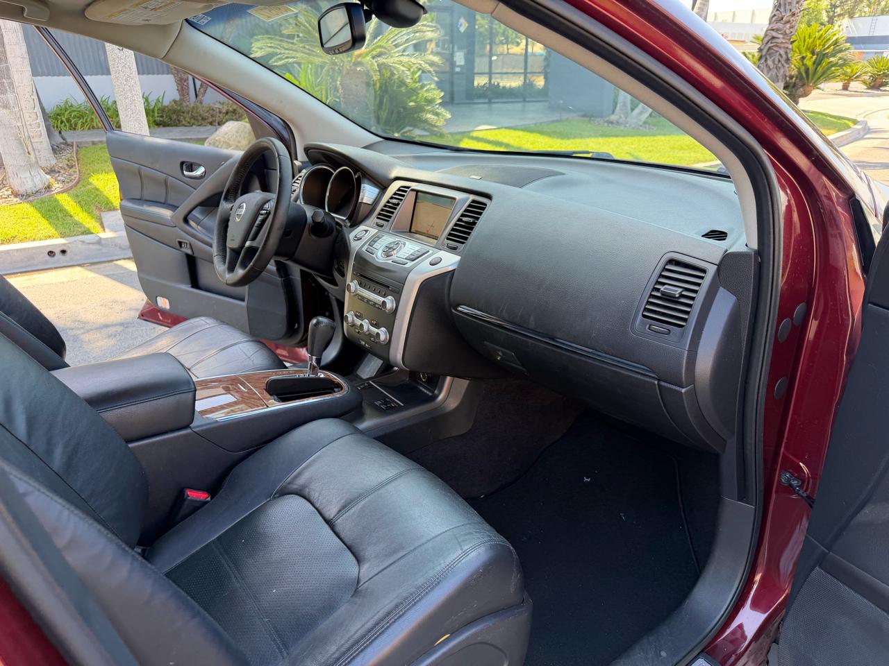 Nissan Murano S AWD 2011