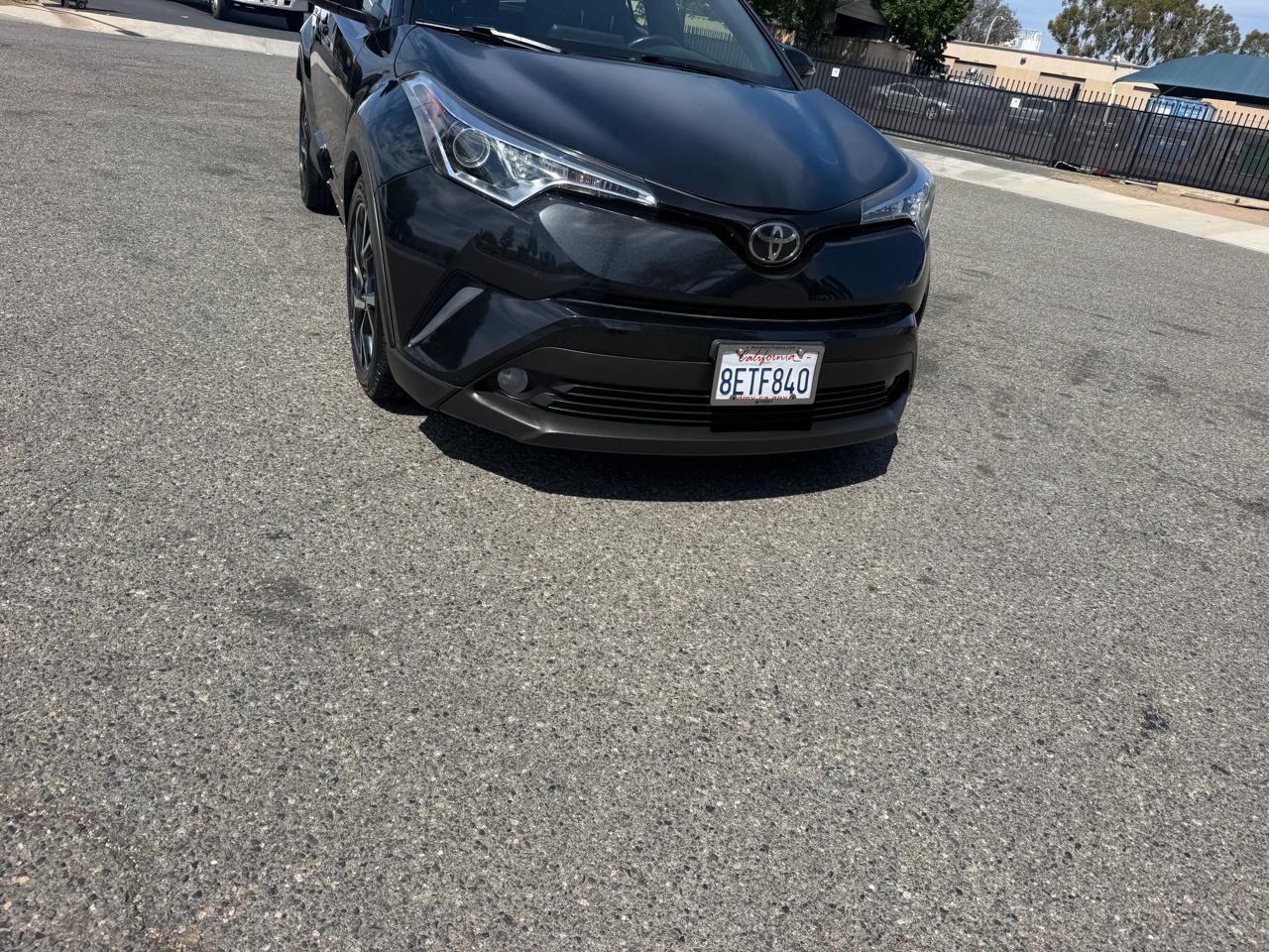 Toyota C-HR XLE 2018