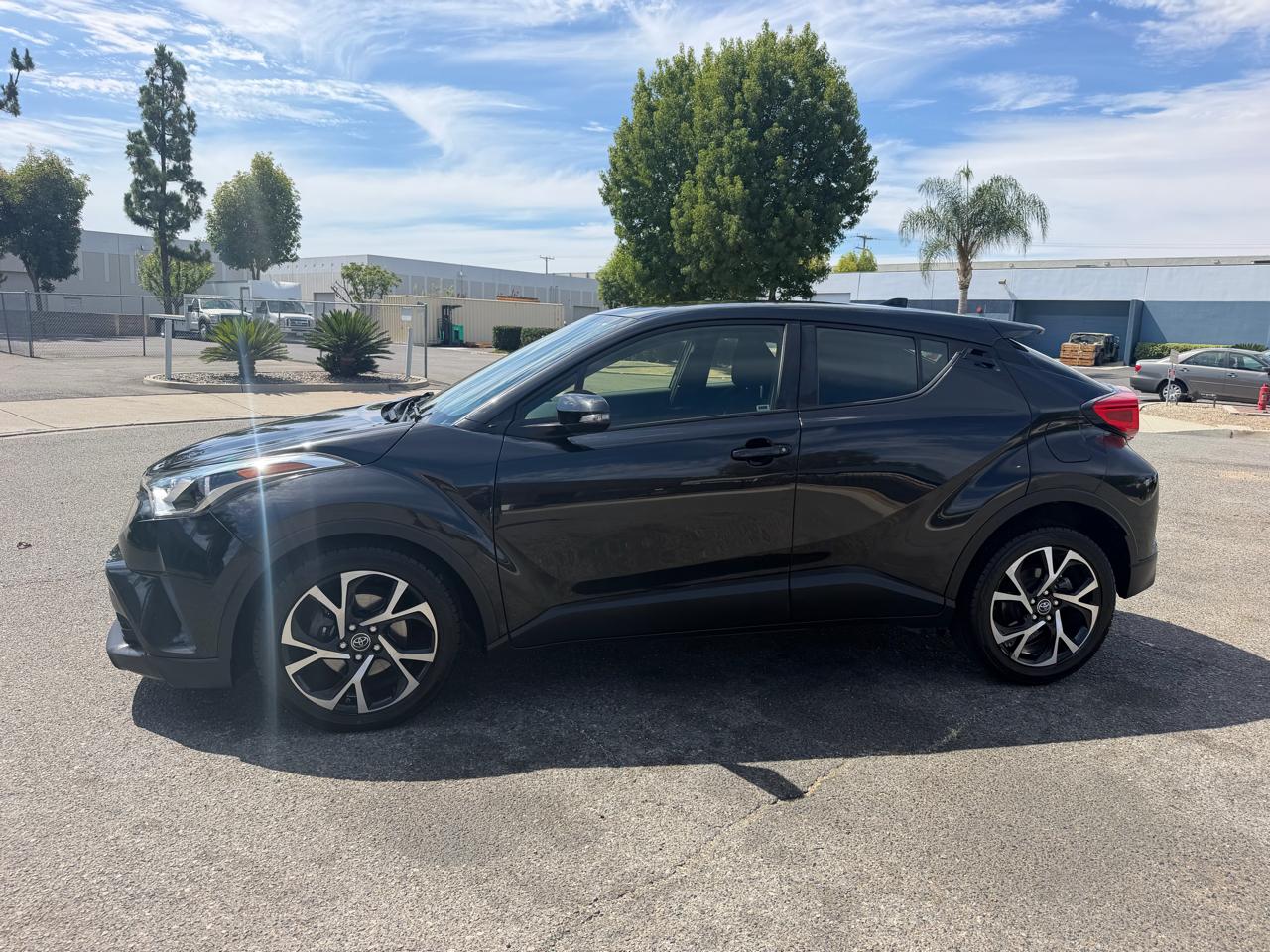 Toyota C-HR XLE 2018