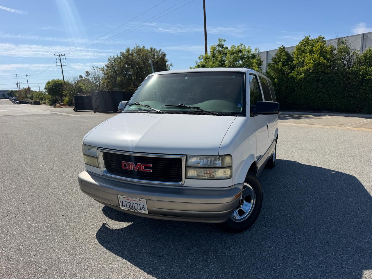 2002 GMC Safari Passenger Van