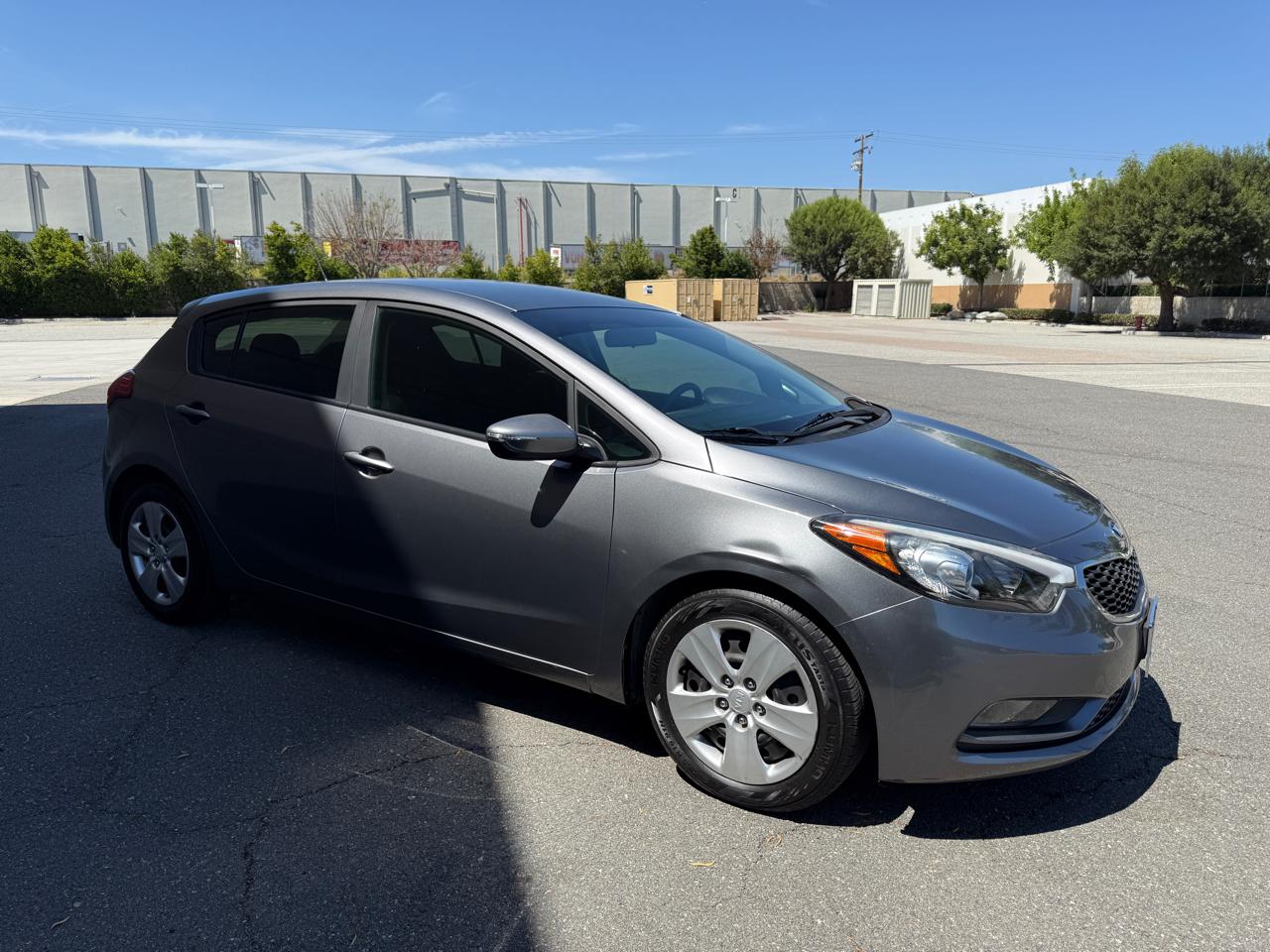 Kia Forte 5-Door LX 2016