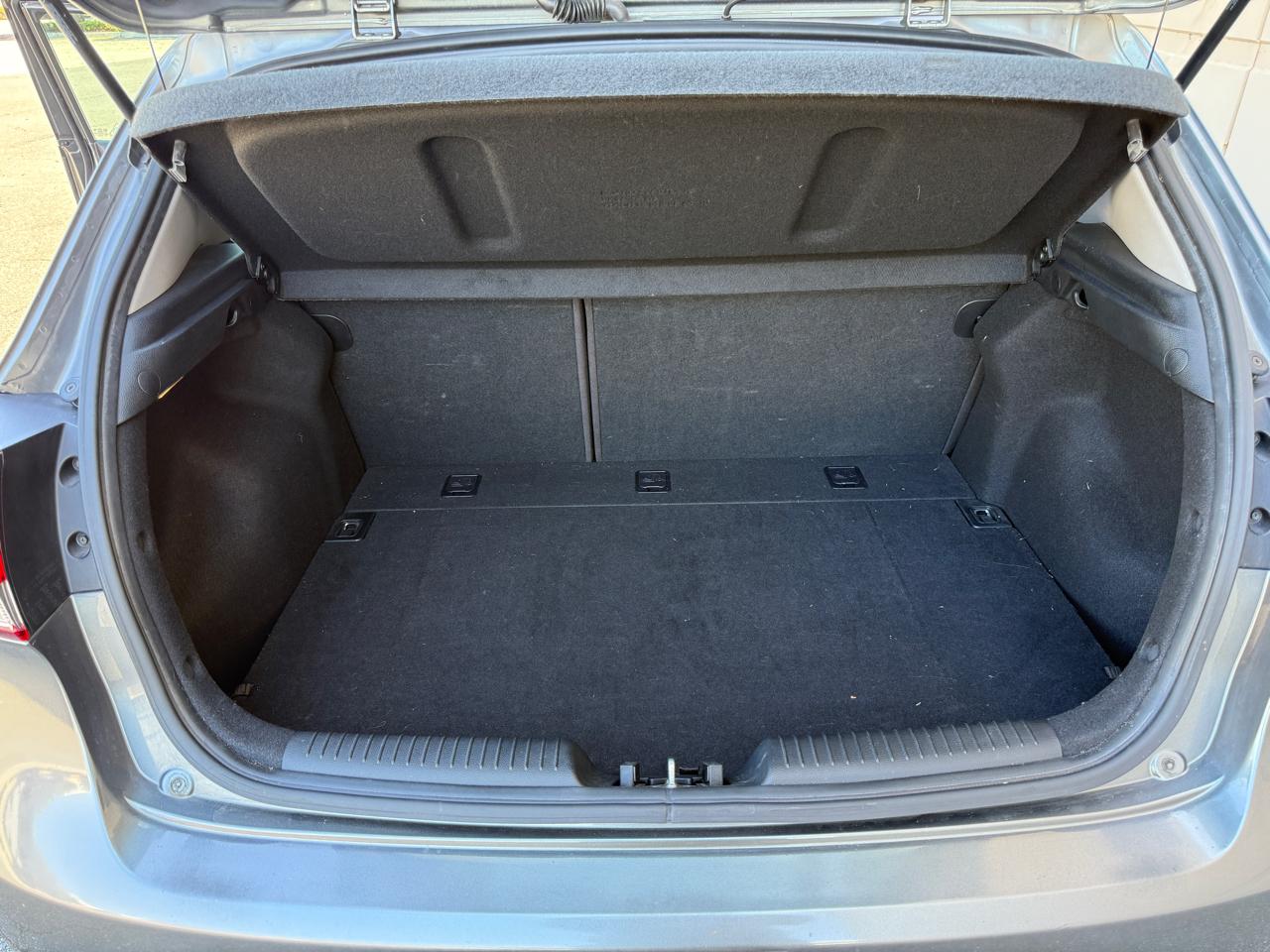 Kia Forte 5-Door LX 2016