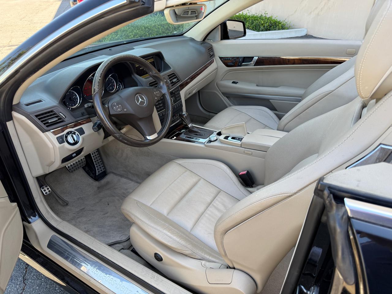 Mercedes-Benz E-Class E550 Cabriolet 2011