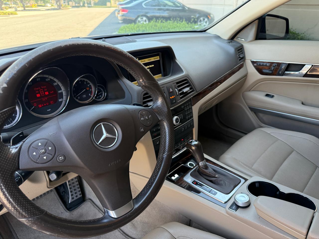 Mercedes-Benz E-Class E550 Cabriolet 2011