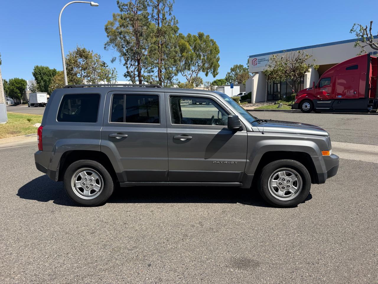 Jeep Patriot Sport 2WD 2014