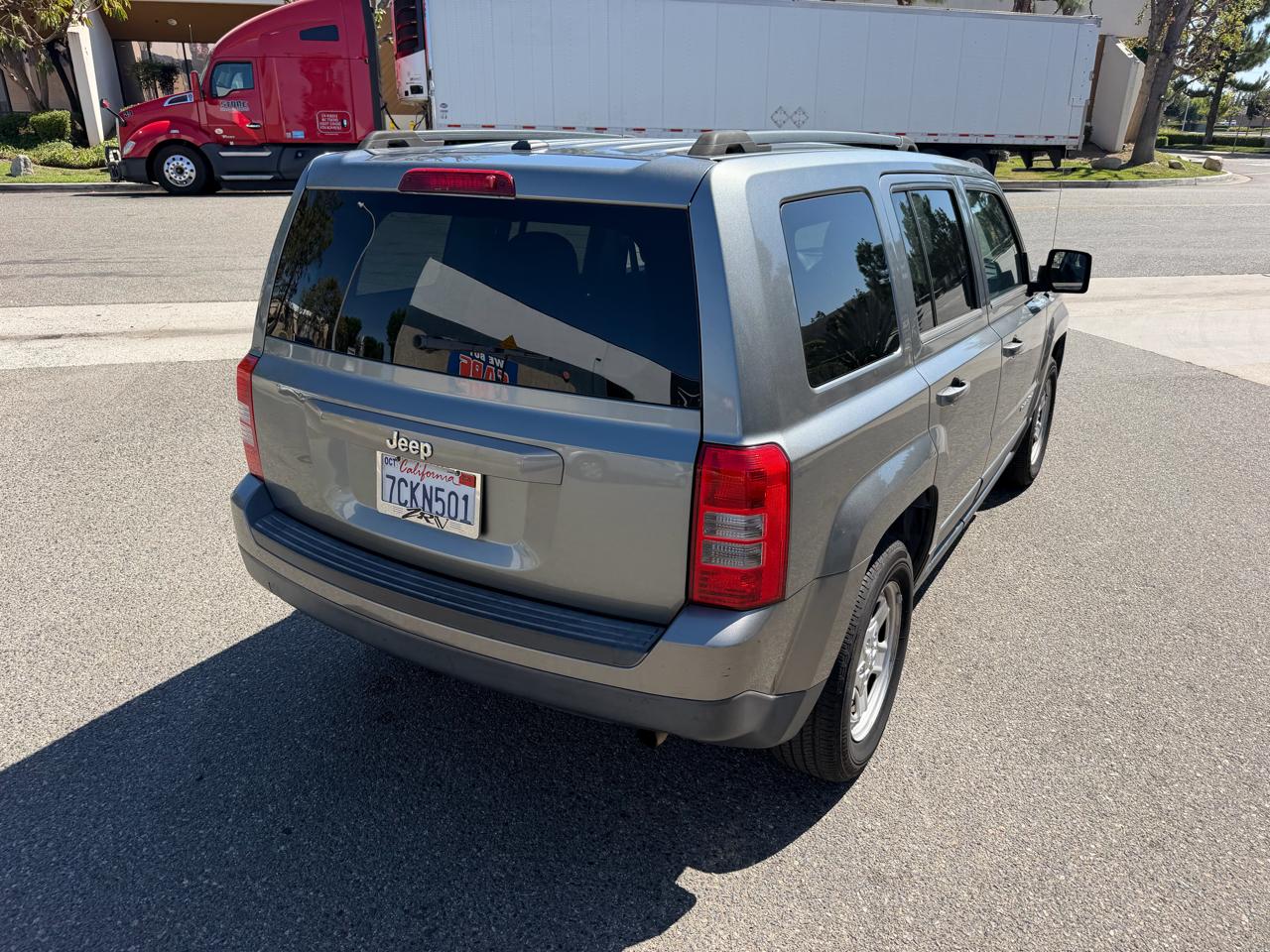 Jeep Patriot Sport 2WD 2014
