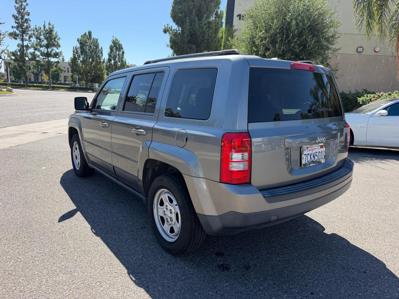 Jeep Patriot Sport 2WD 2014