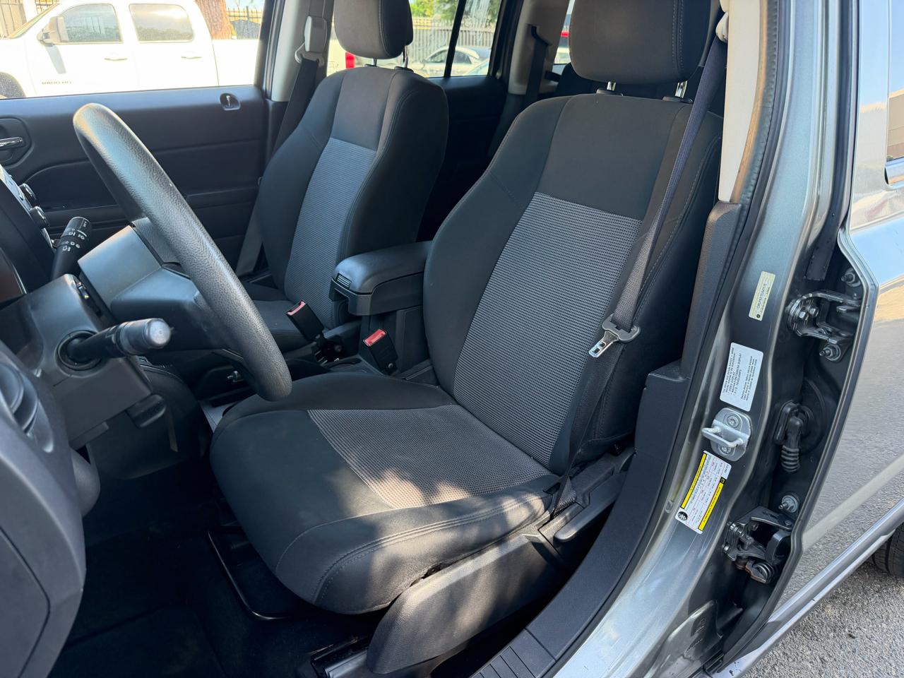 Jeep Patriot Sport 2WD 2014