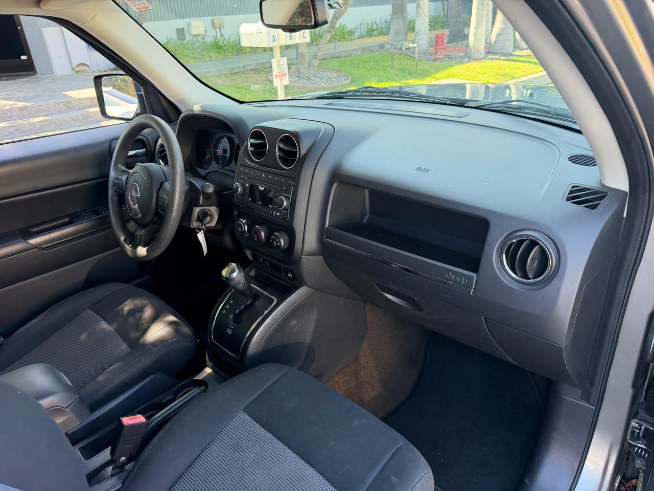 Jeep Patriot Sport 2WD 2014