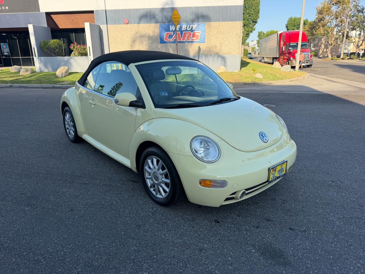 Volkswagen New Beetle GLS 2.0L Convertible 2004