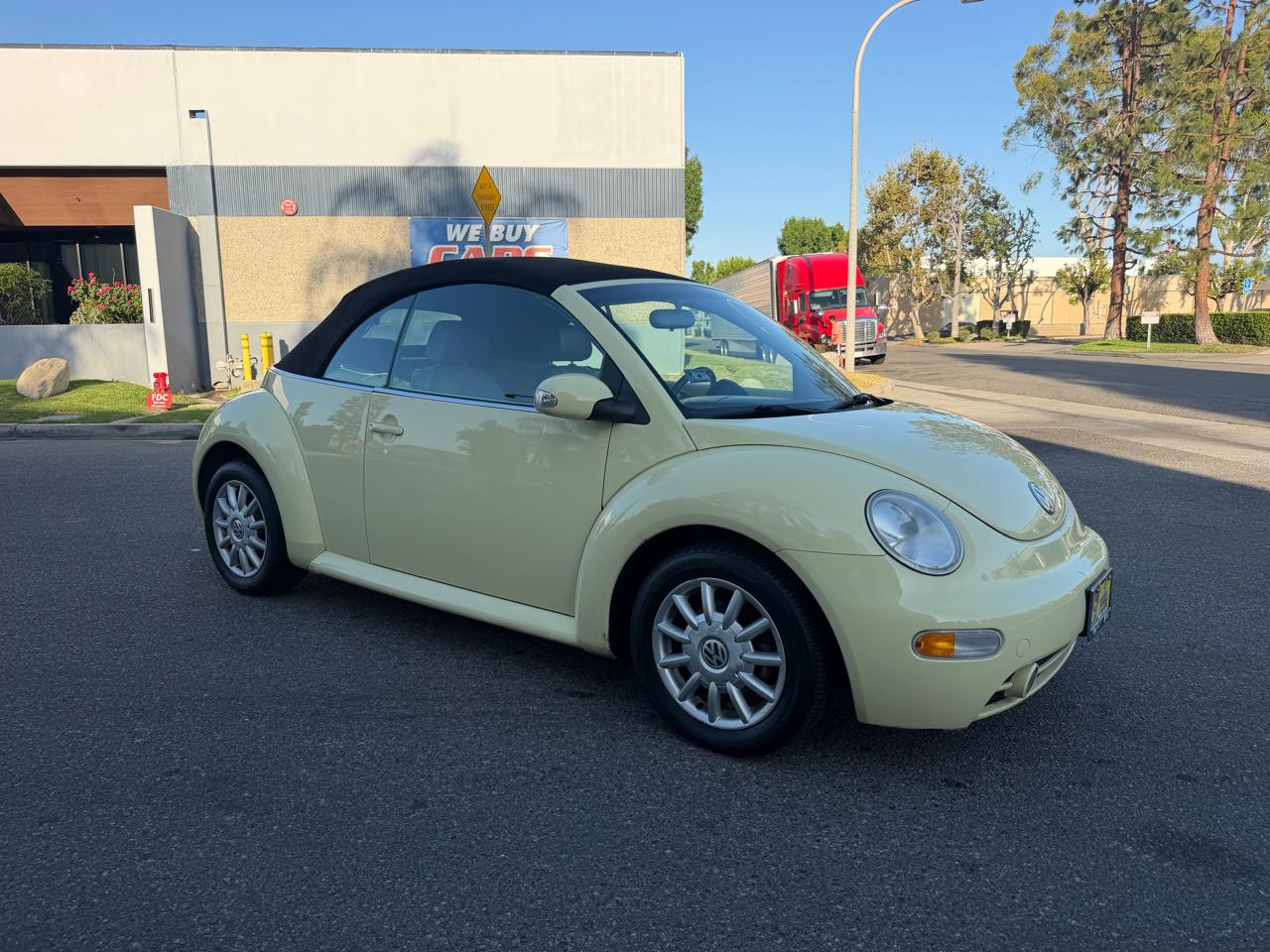 Volkswagen New Beetle GLS 2.0L Convertible 2004
