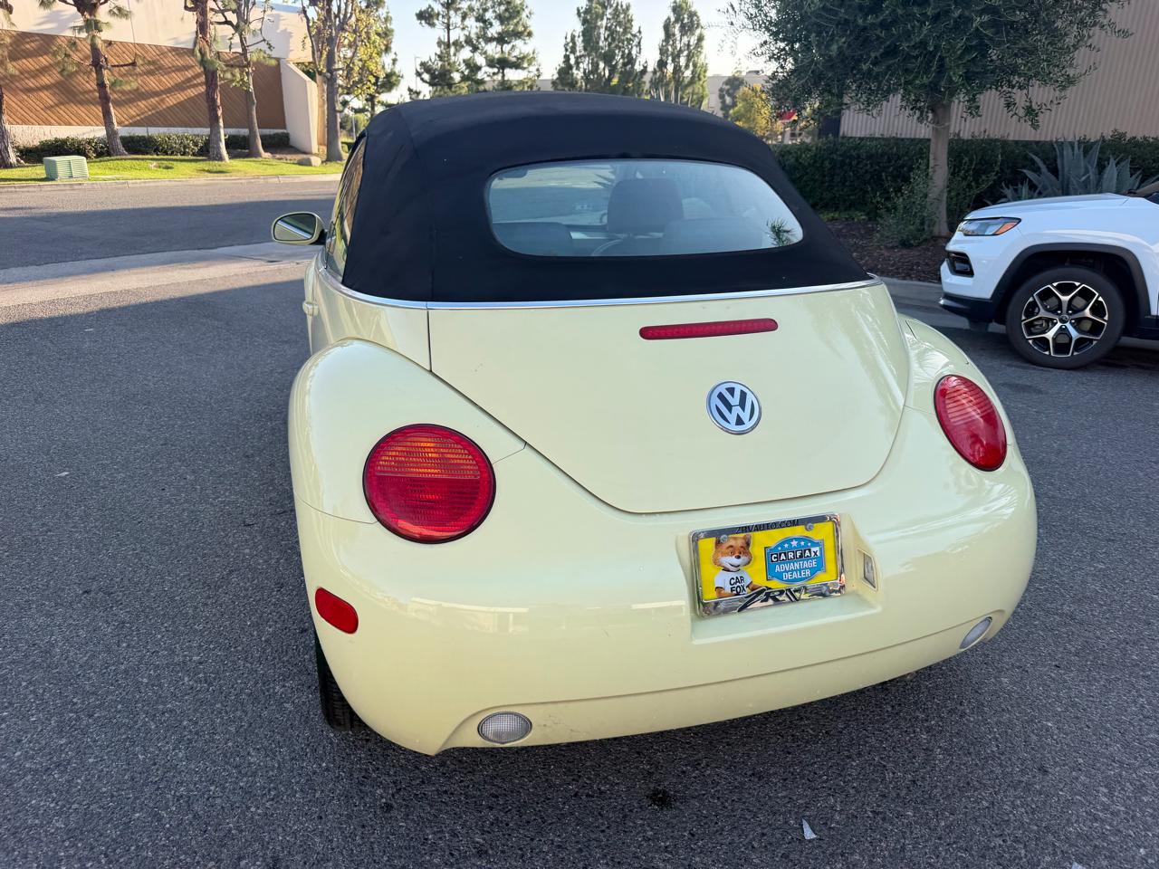 Volkswagen New Beetle GLS 2.0L Convertible 2004