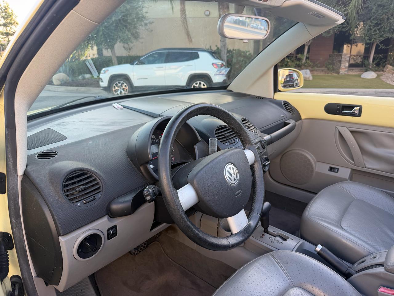 Volkswagen New Beetle GLS 2.0L Convertible 2004